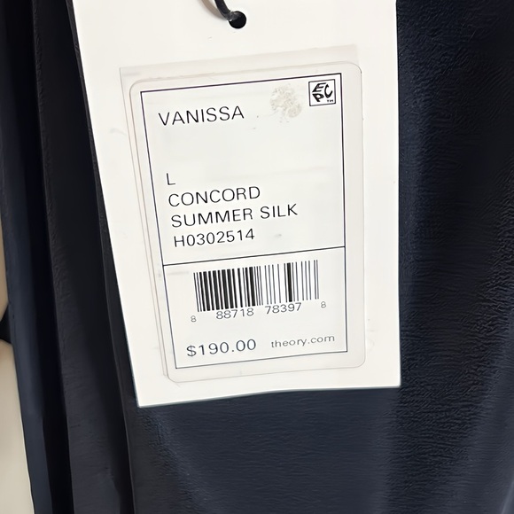 Theory Vanissa Summer Silk Wrap Top Criss Cross Back in Navy Blue Women’s Large - Picture 8 of 11
